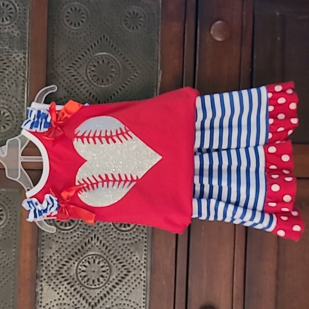 Girls Baseball NWT Skirt Outfit Silver Sparkle 6-12 Months
